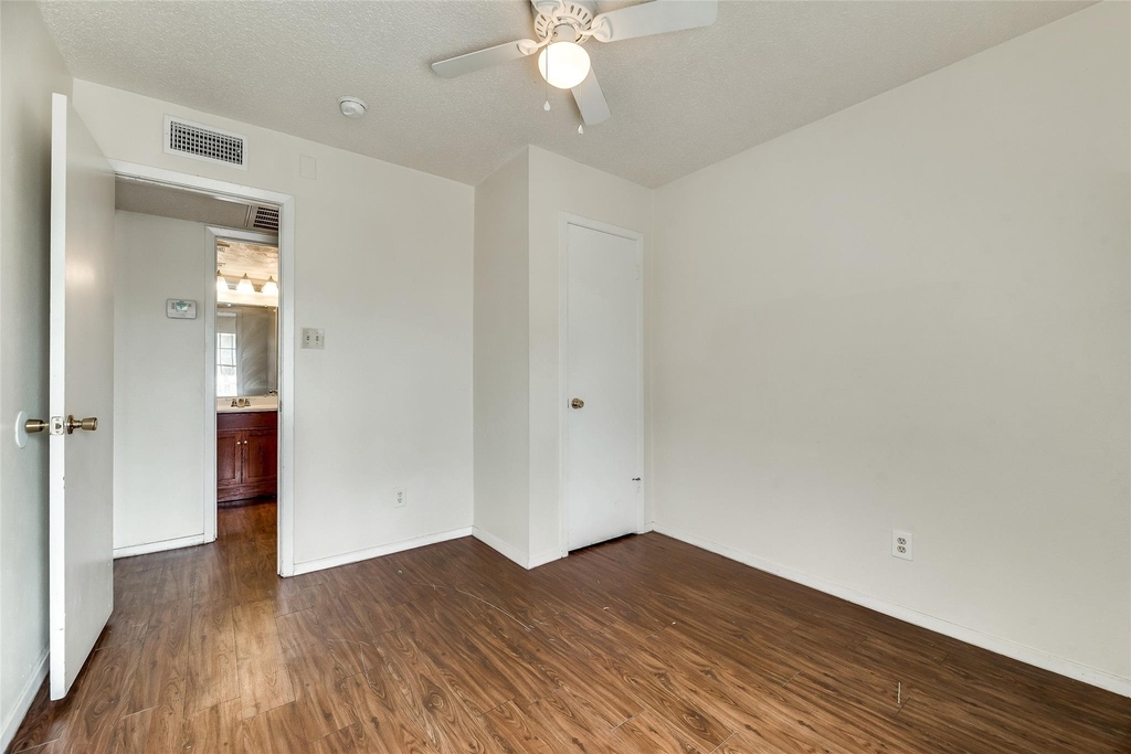 108 E Cedar Street - Photo 14
