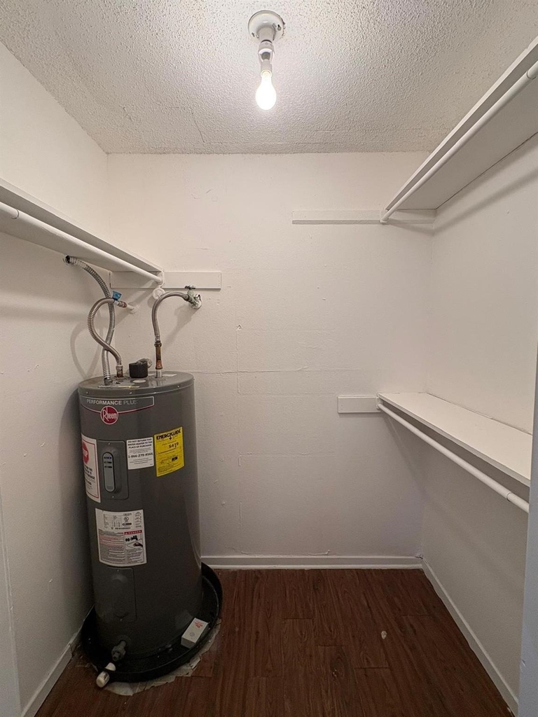 108 E Cedar Street - Photo 20