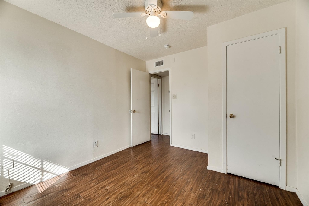 108 E Cedar Street - Photo 15