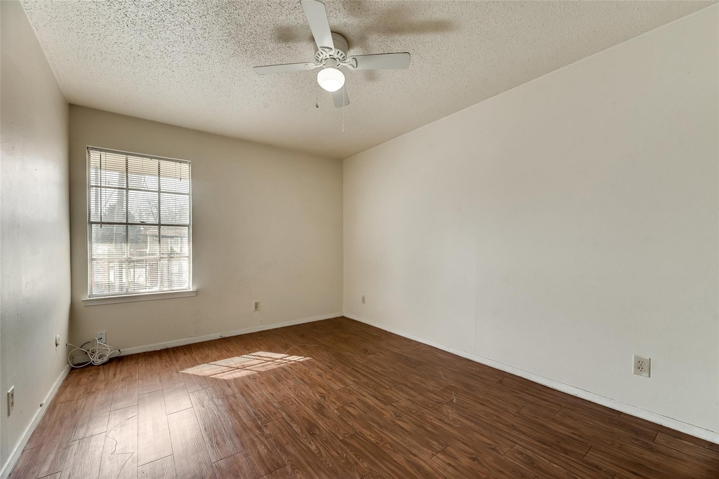 108 E Cedar Street - Photo 13
