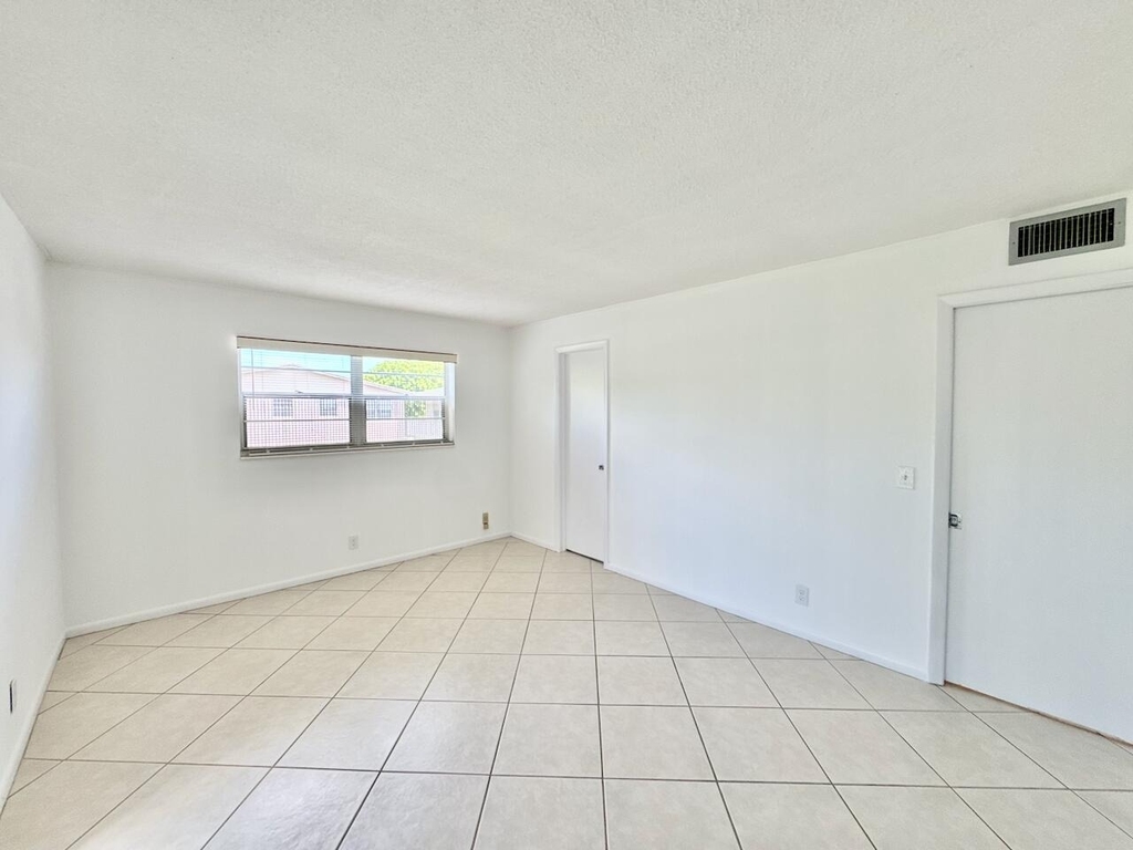 44 Canterbury B - Photo 7