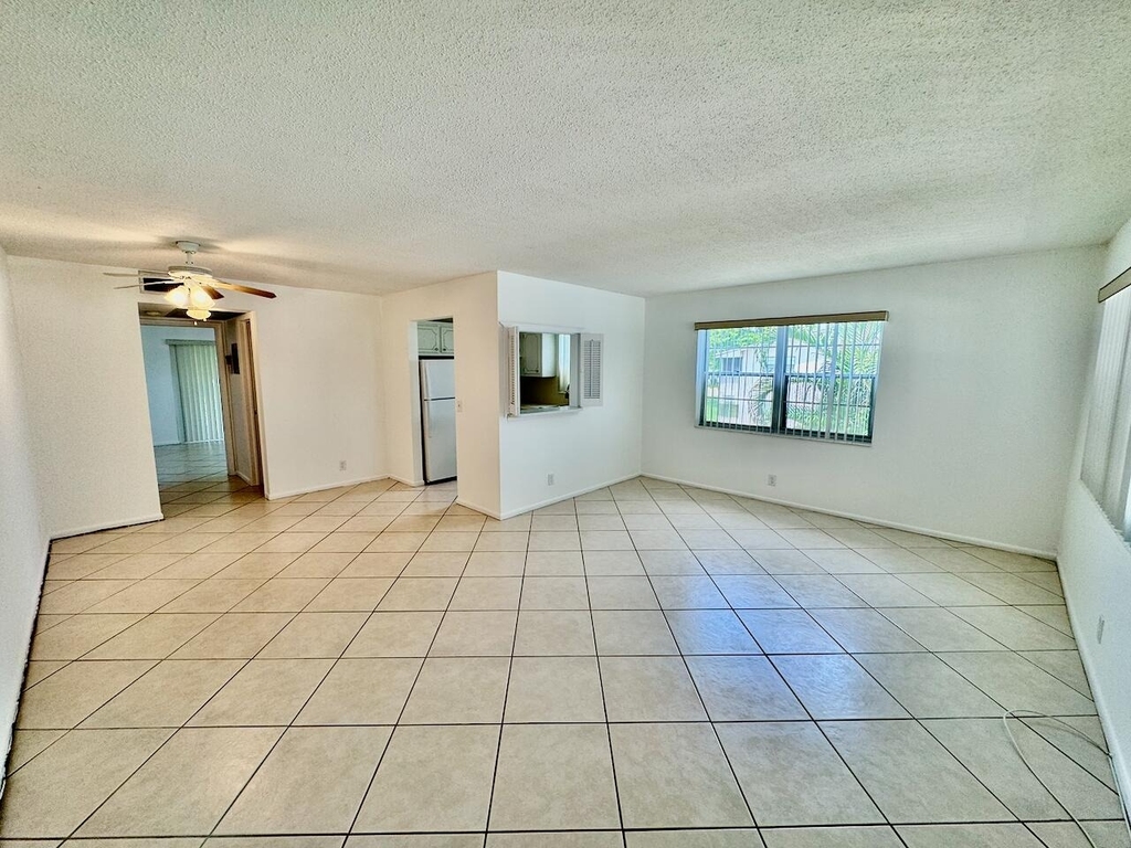 44 Canterbury B - Photo 2