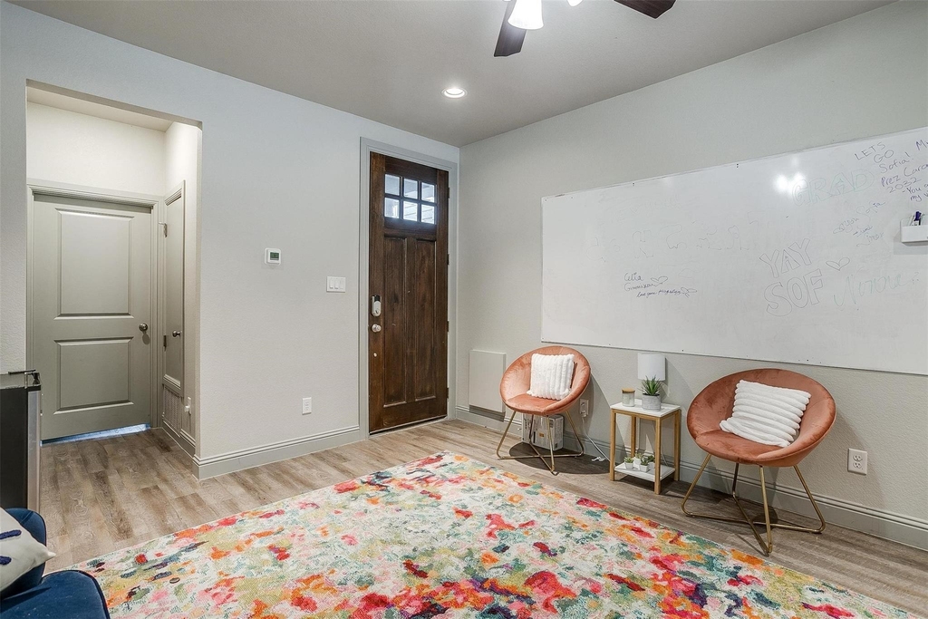 2537 Mccart Avenue - Photo 2