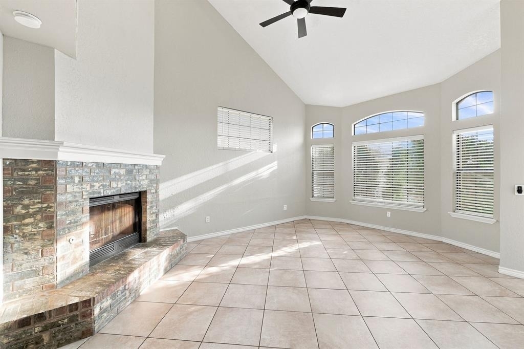 4004 Night Hawk Drive - Photo 2