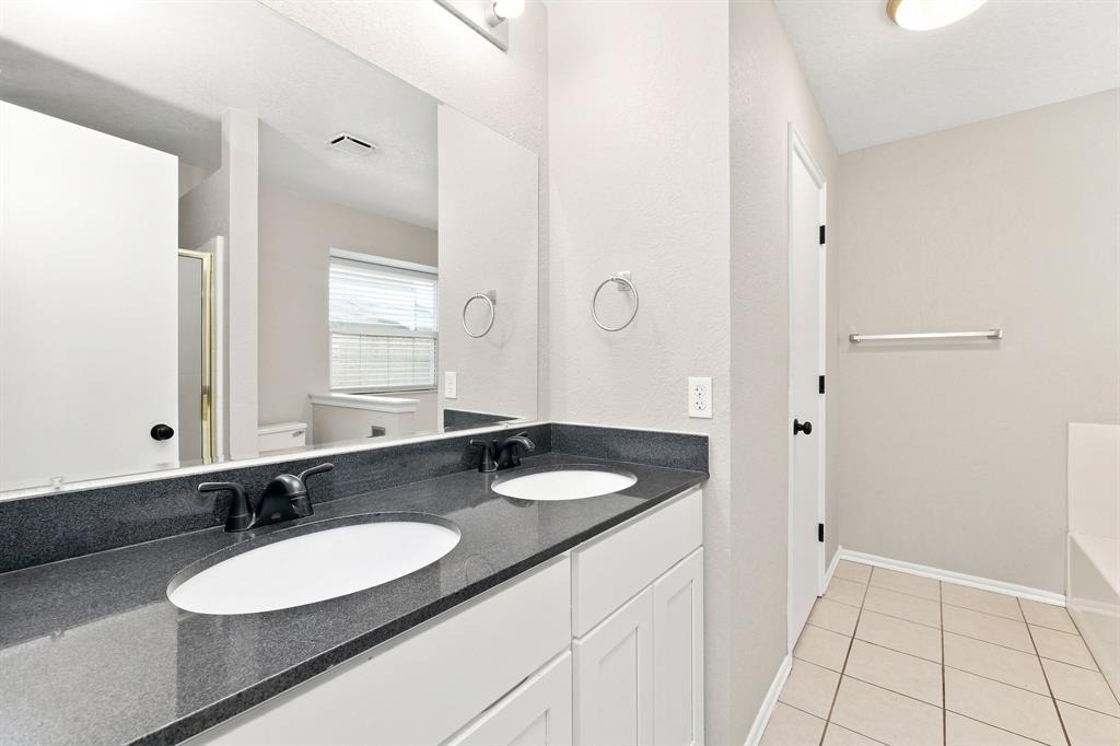 4004 Night Hawk Drive - Photo 11