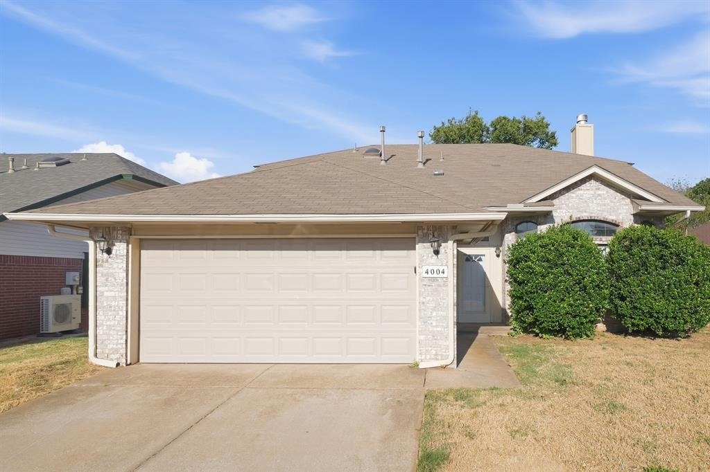 4004 Night Hawk Drive - Photo 0