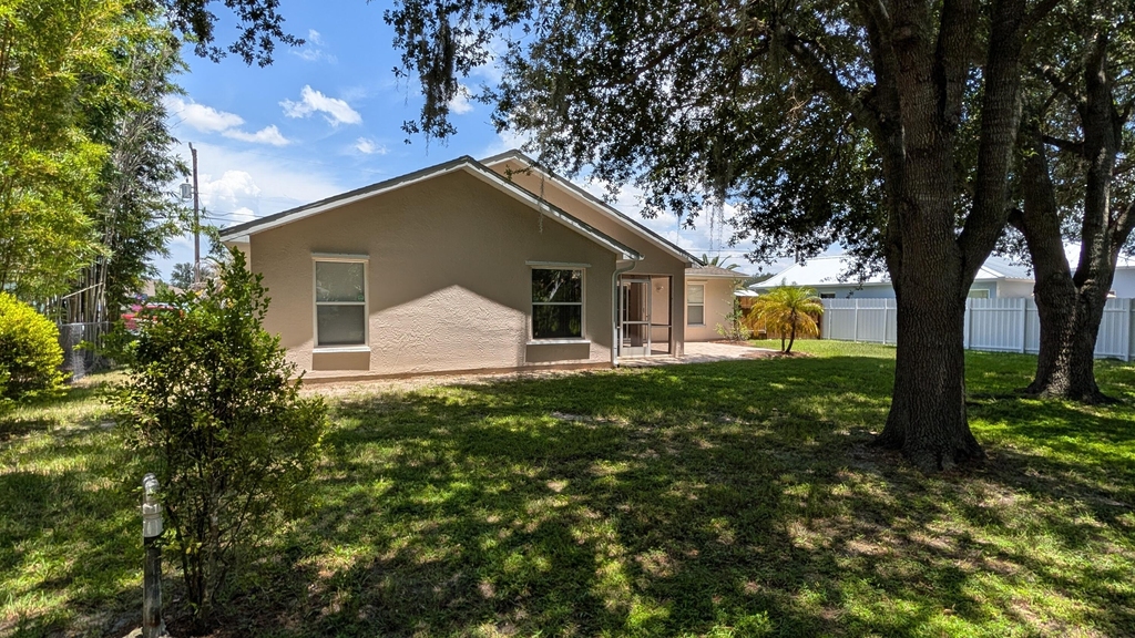 3882 Sw Chaffin Street - Photo 16
