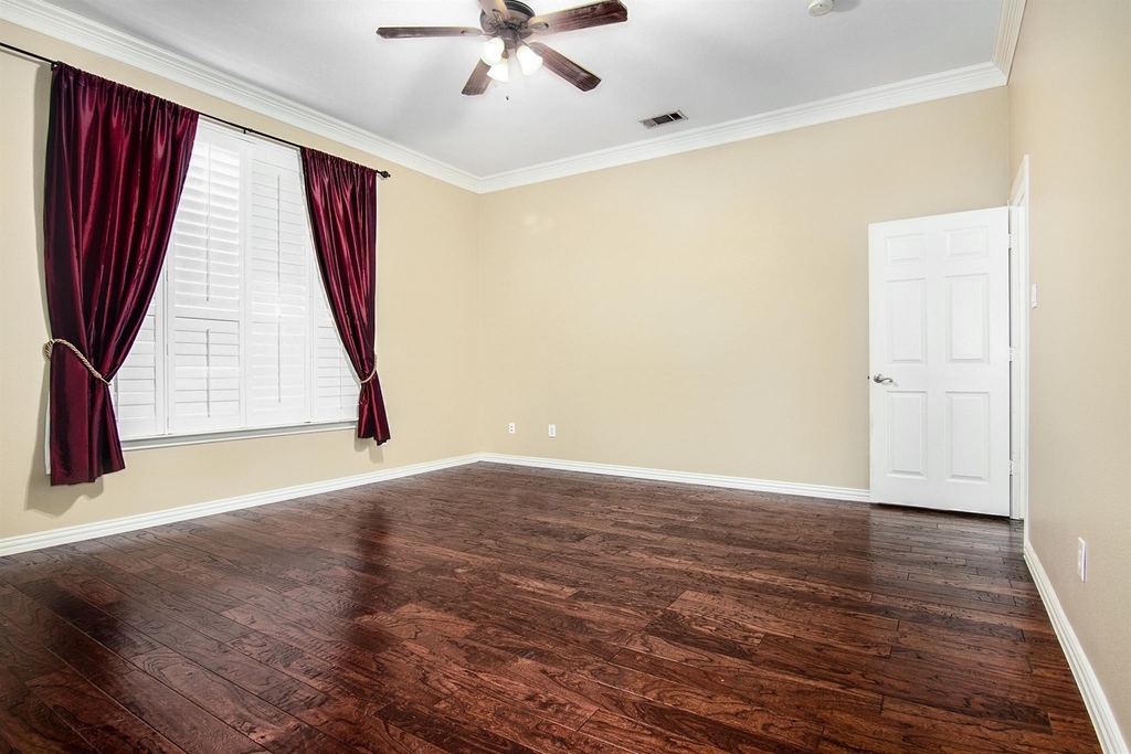 3417 Burnet Drive - Photo 15