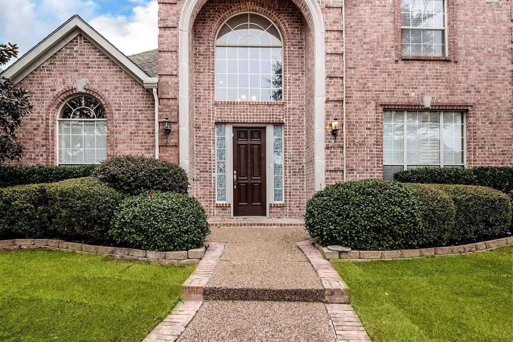 3417 Burnet Drive - Photo 1