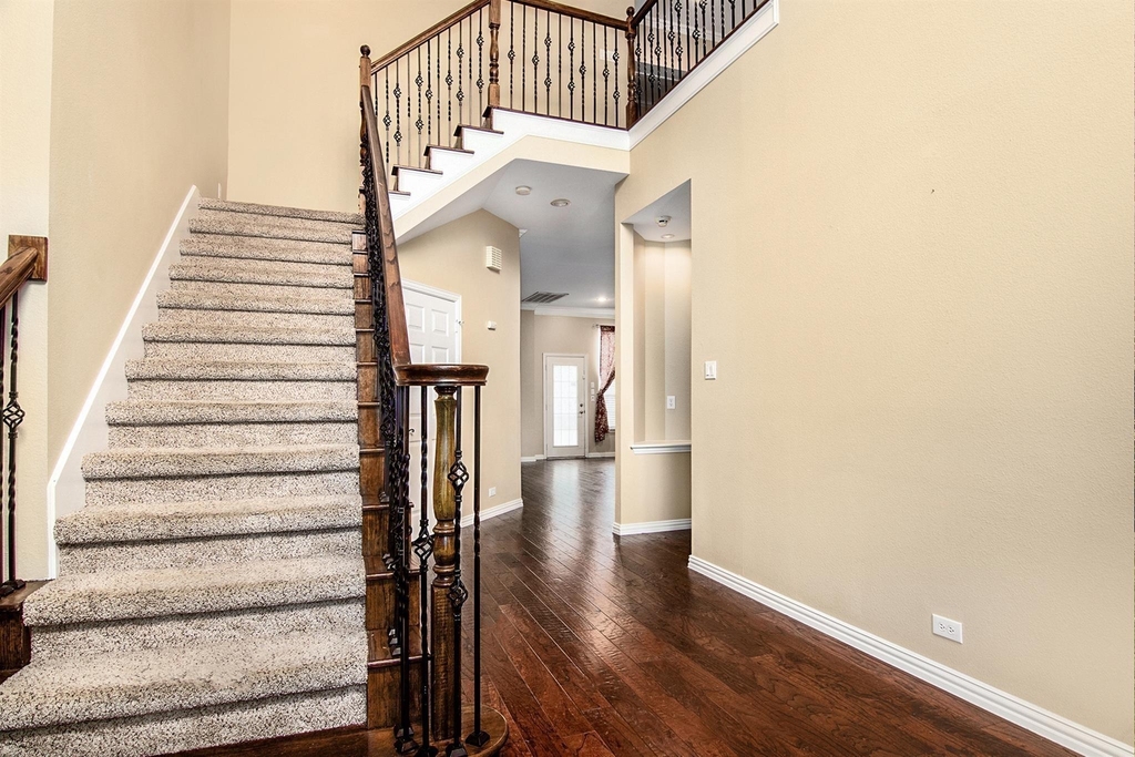 3417 Burnet Drive - Photo 11