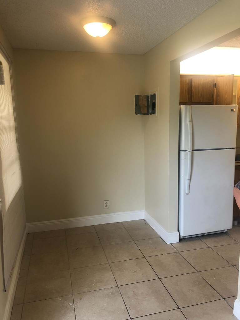 95 Ne 41st Street - Photo 2