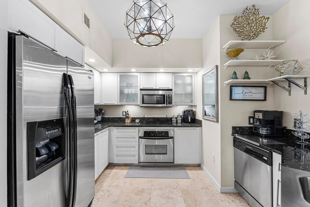 235 Ne 1st Avenue - Photo 17
