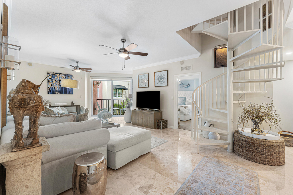 235 Ne 1st Avenue - Photo 1