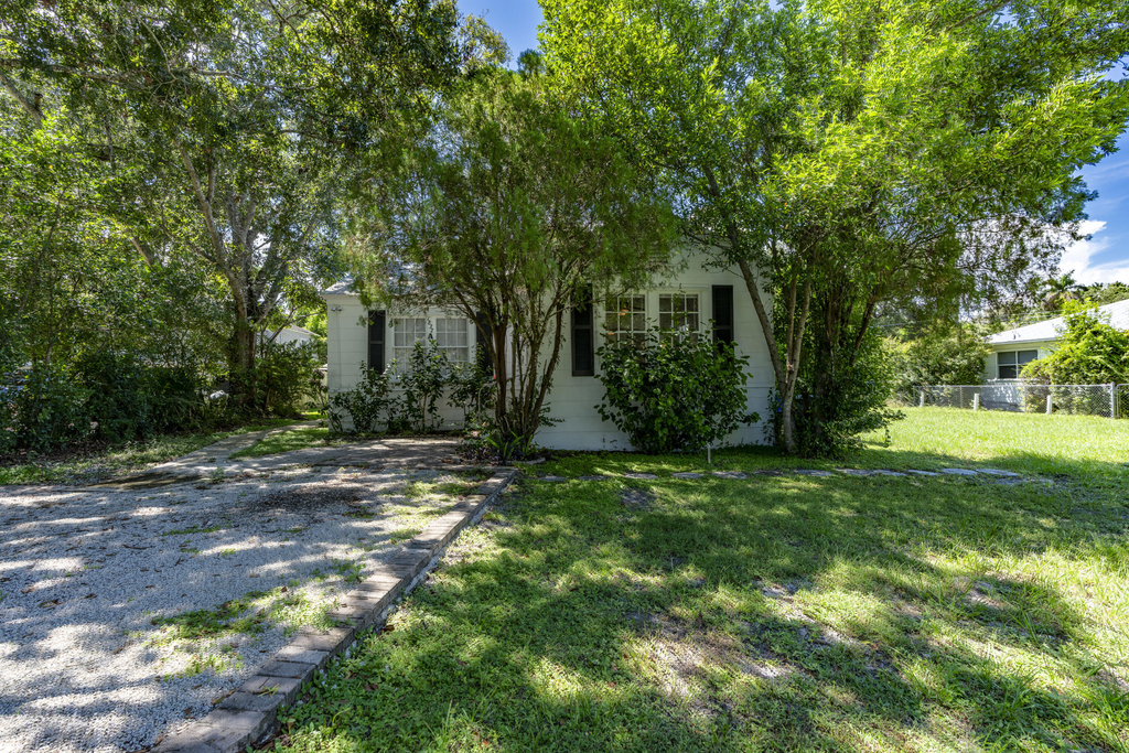 1837 22nd Avenue - Photo 6