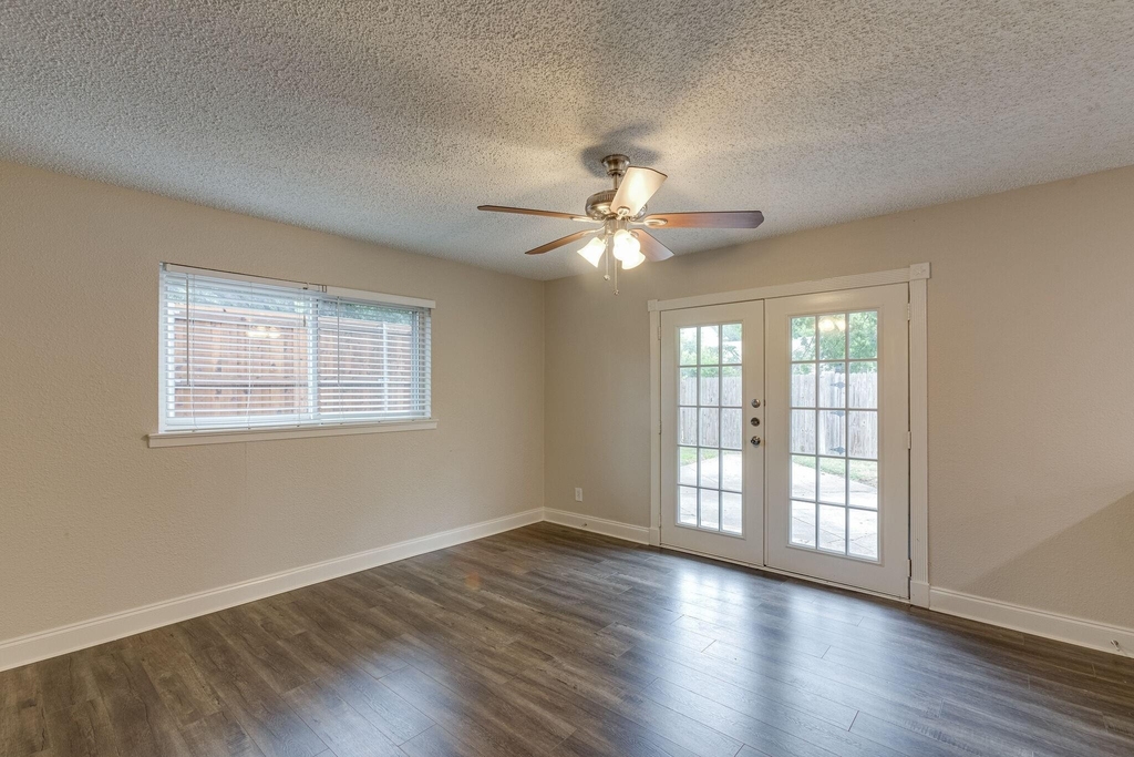 508 Lexington Lane - Photo 10