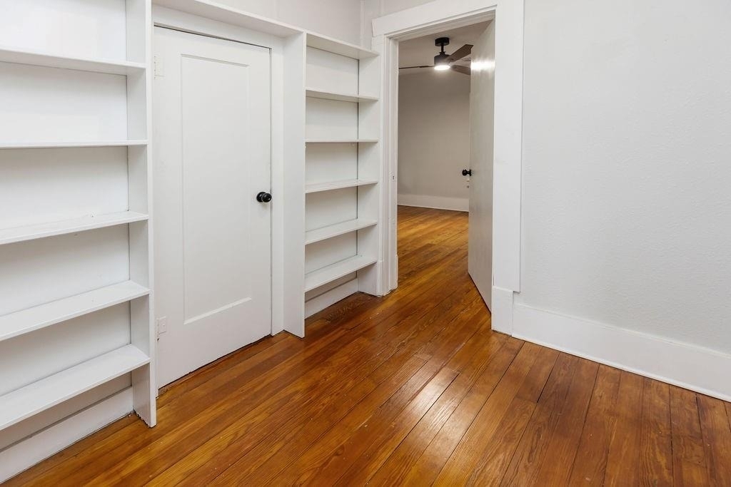 1025 W Walker Street - Photo 21