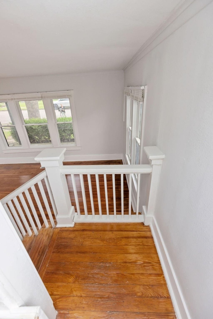 1025 W Walker Street - Photo 13