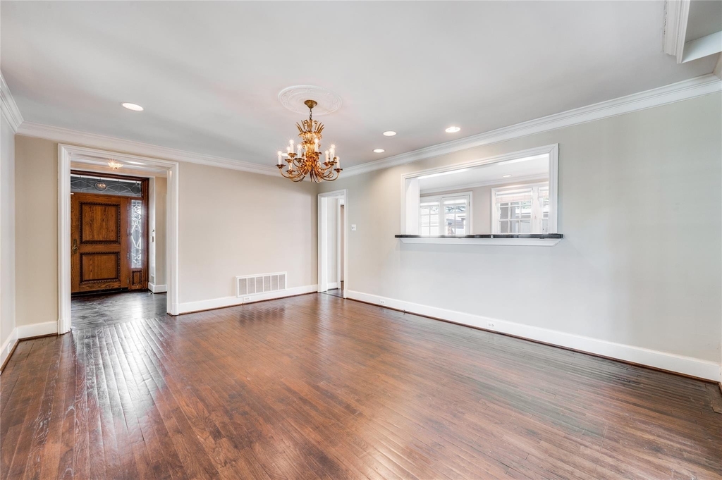 4520 Westway Avenue - Photo 4