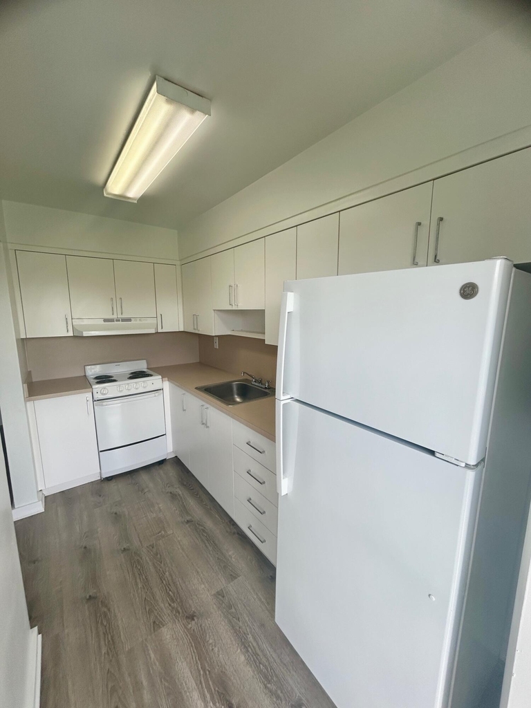 7624 Pembroke Road - Photo 5