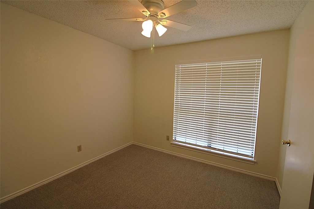 1232 Mockingbird Lane - Photo 7
