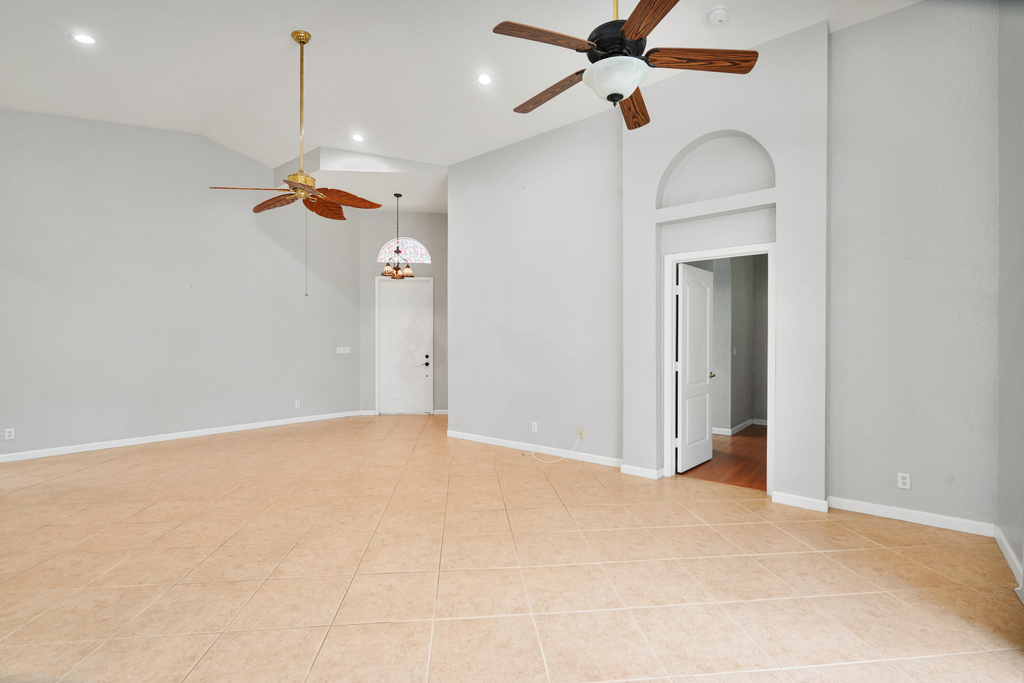 6020 Spring Lake Terrace - Photo 8