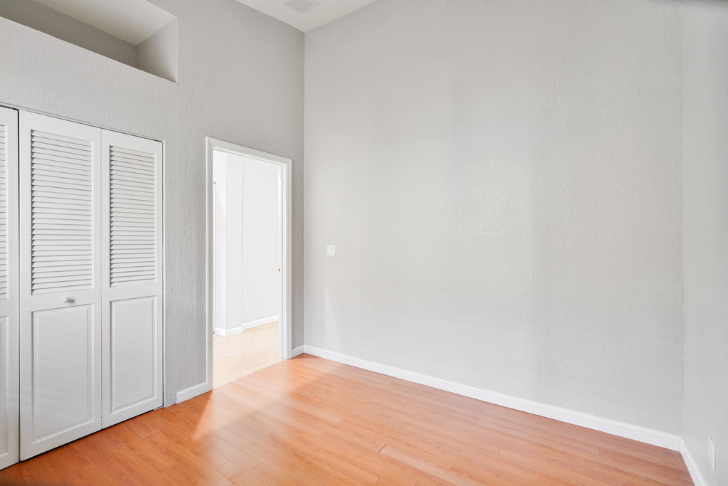 6020 Spring Lake Terrace - Photo 20