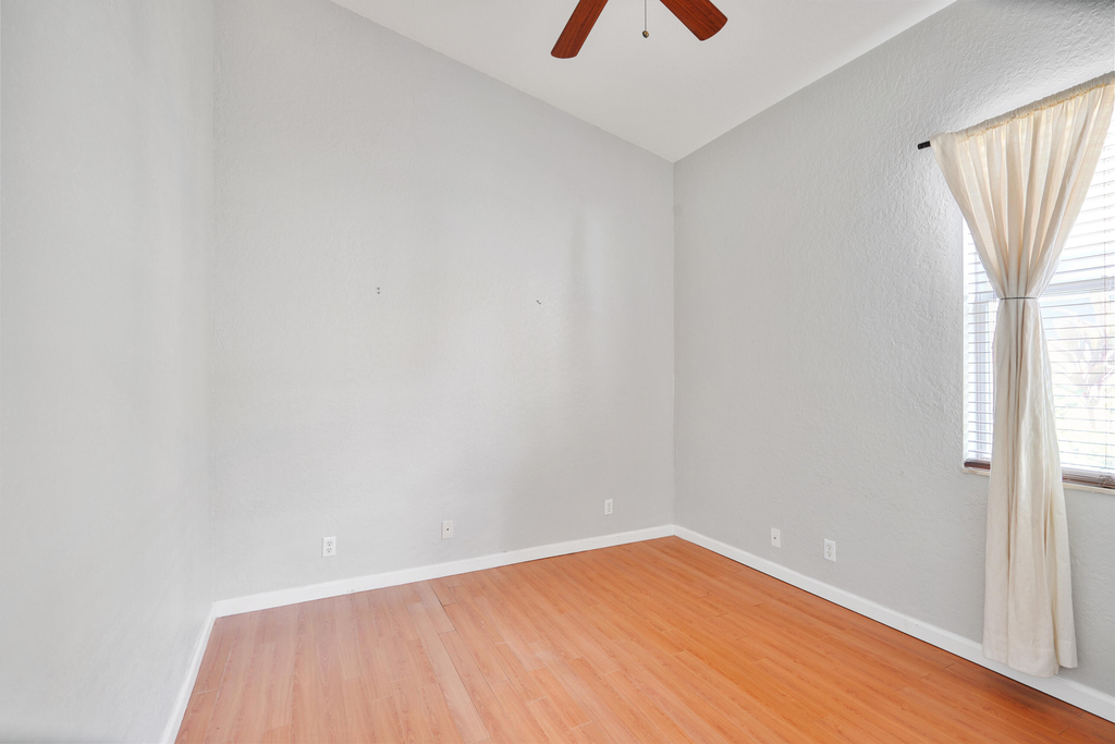 6020 Spring Lake Terrace - Photo 19