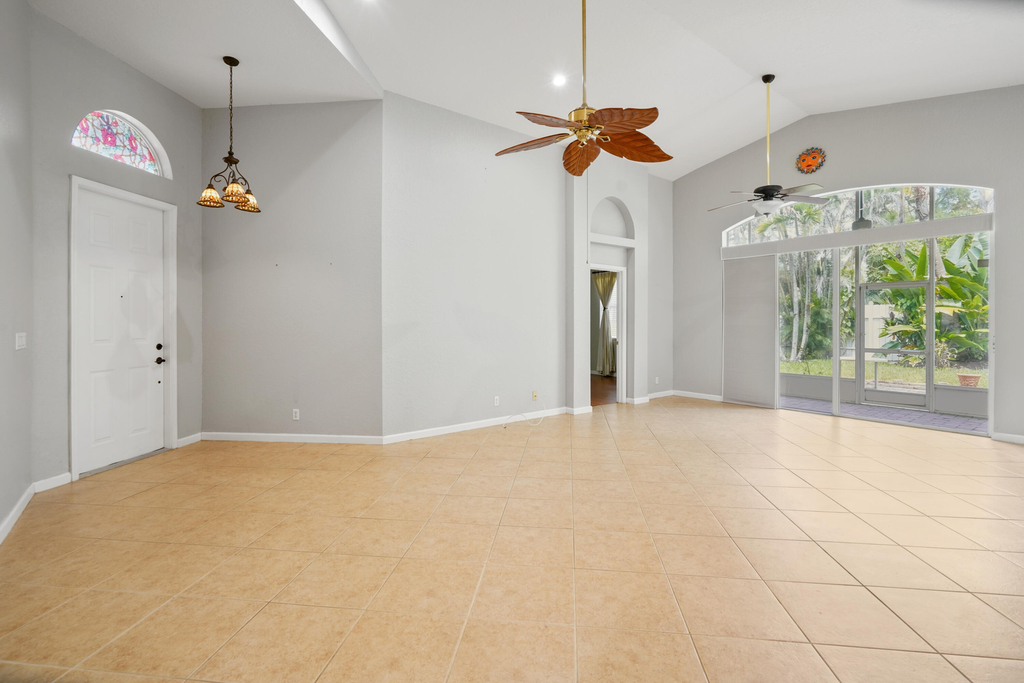 6020 Spring Lake Terrace - Photo 5