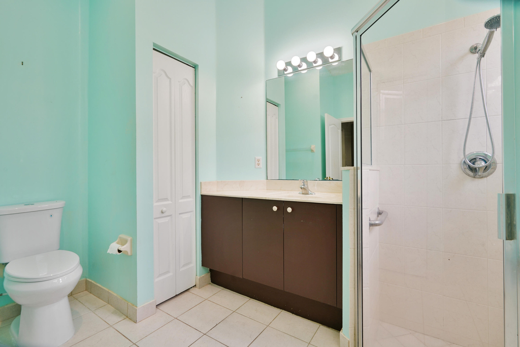 6020 Spring Lake Terrace - Photo 18