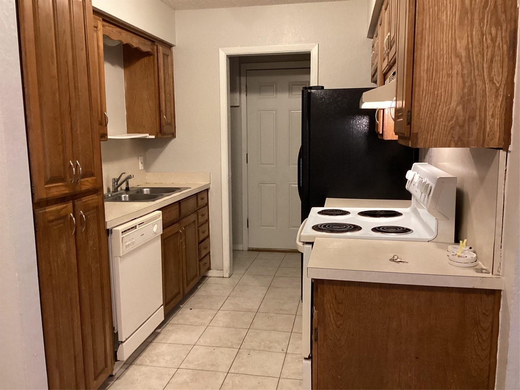 1152 Landsdale Lane - Photo 3