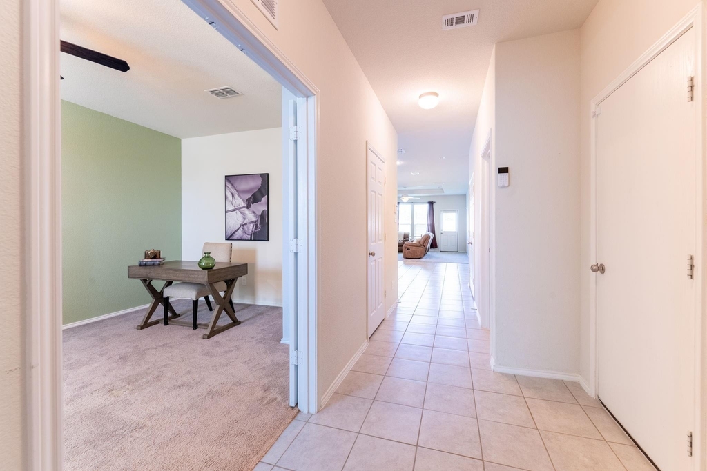 315 Citrus Drive - Photo 4