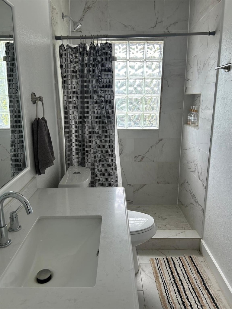 3927 Cole Avenue - Photo 7