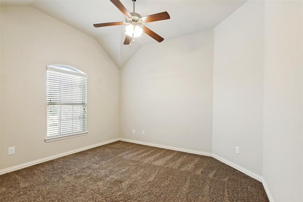 204 Whitewing Lane - Photo 13