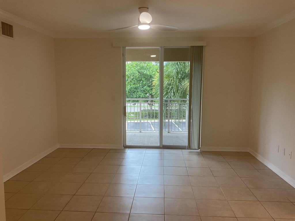 6505 Emerald Dunes Drive - Photo 3