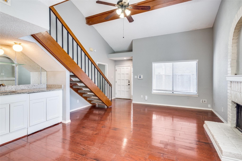 18040 Midway Road - Photo 2