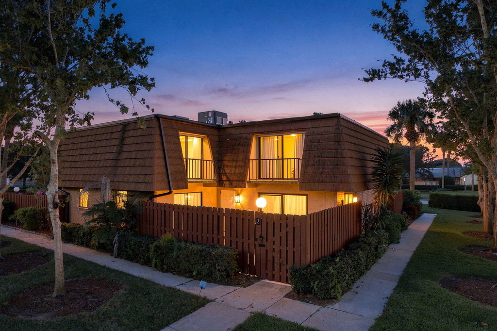 1302 Nebraska Avenue - Photo 1