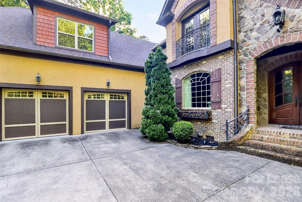 6031 Greystone Drive - Photo 2