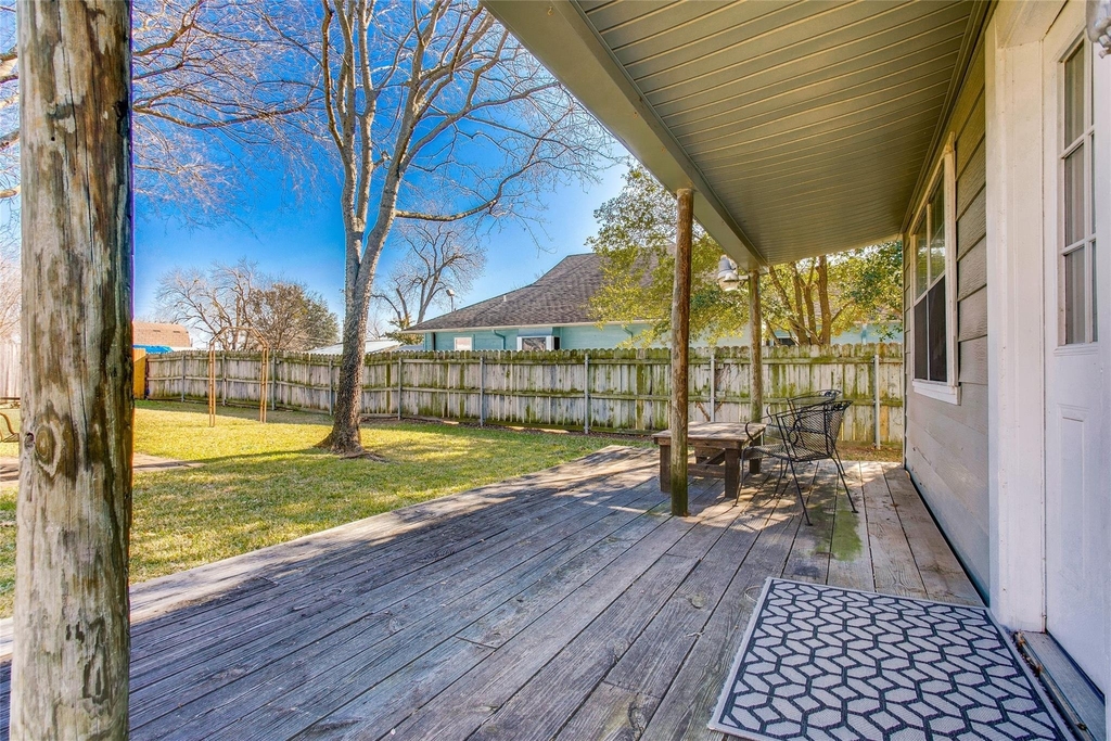 318 S Walker Street - Photo 23