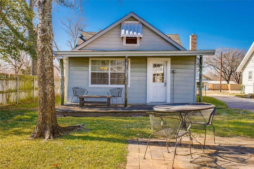 318 S Walker Street - Photo 29