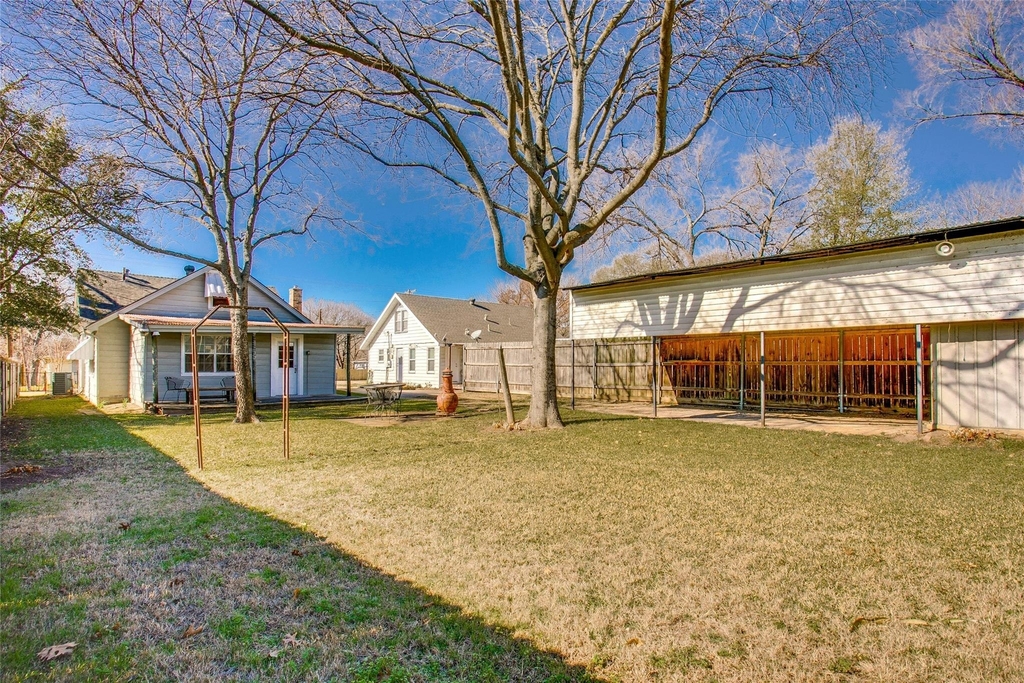 318 S Walker Street - Photo 28