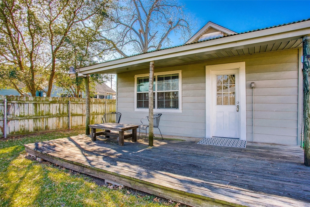 318 S Walker Street - Photo 27