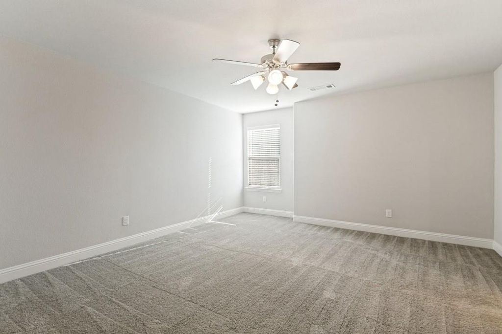 6815 Jade Drive - Photo 6