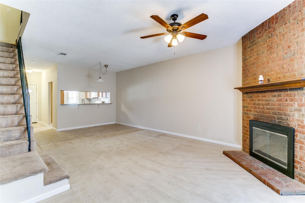 238 Samuel Boulevard - Photo 4