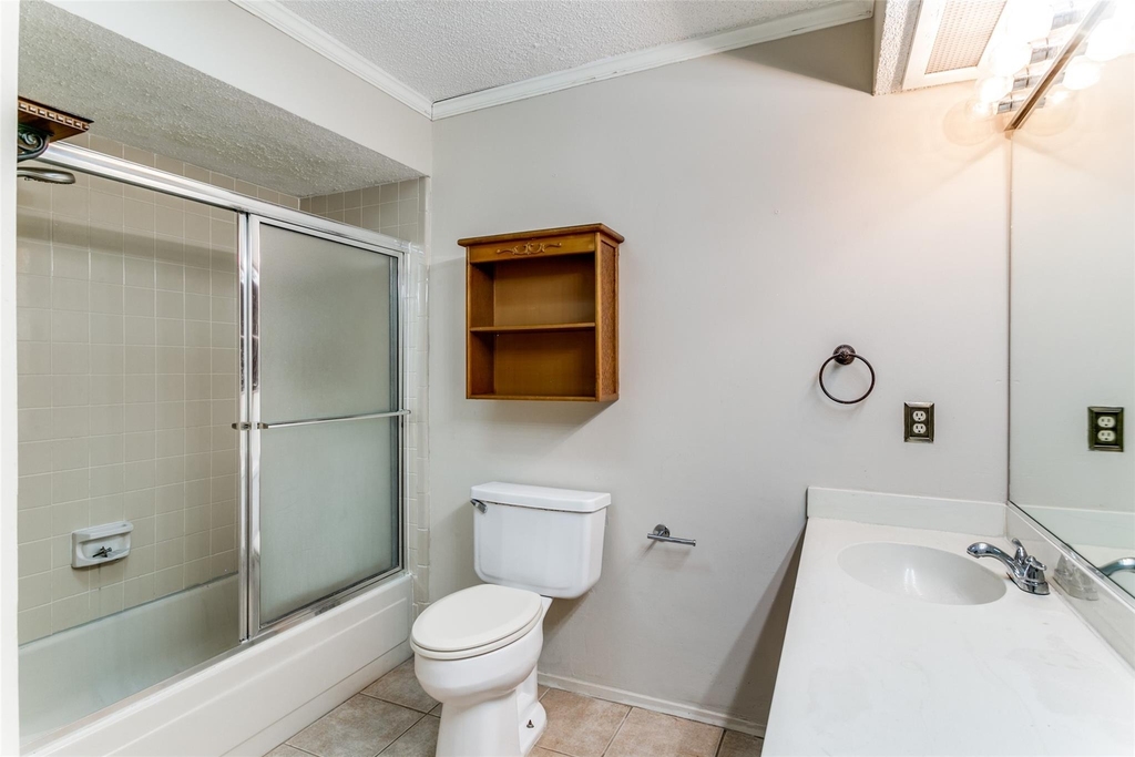 238 Samuel Boulevard - Photo 10