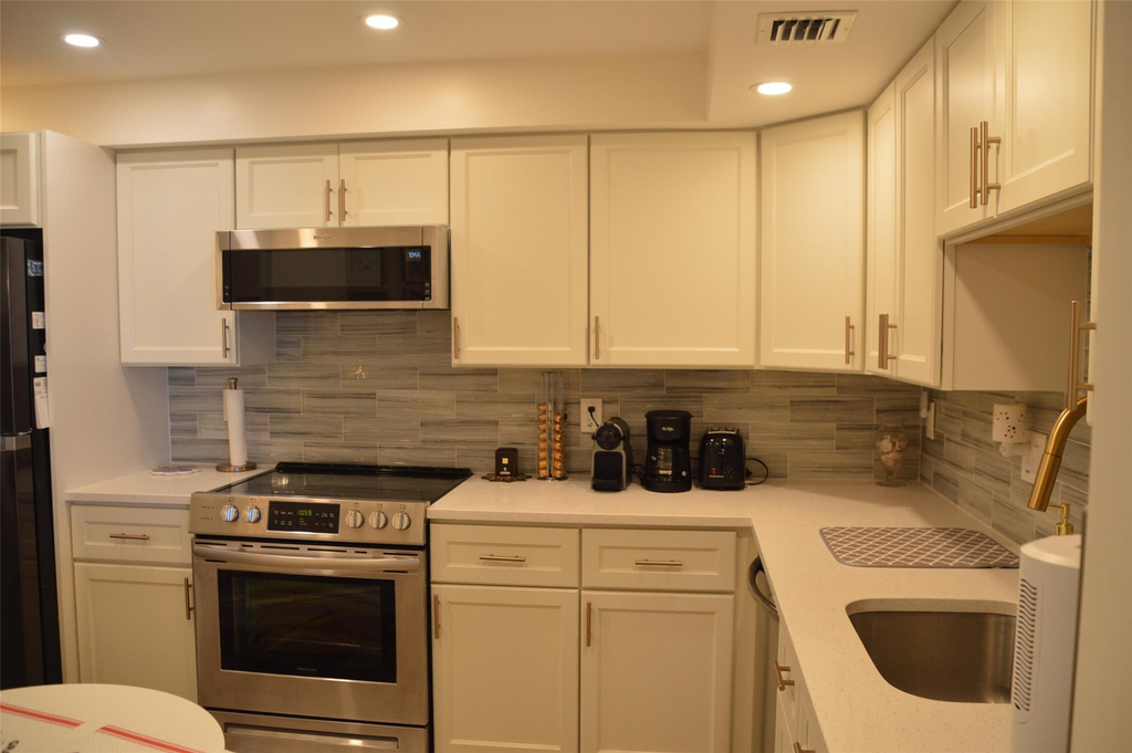 3090 N Course Drive - Photo 1
