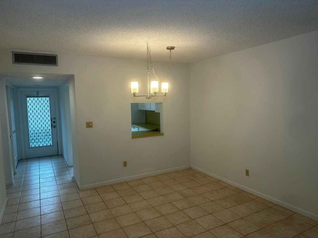 6091 Nw 61st Avenue - Photo 10
