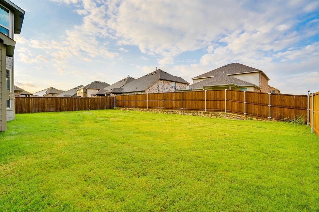 1521 Bison Trail - Photo 2