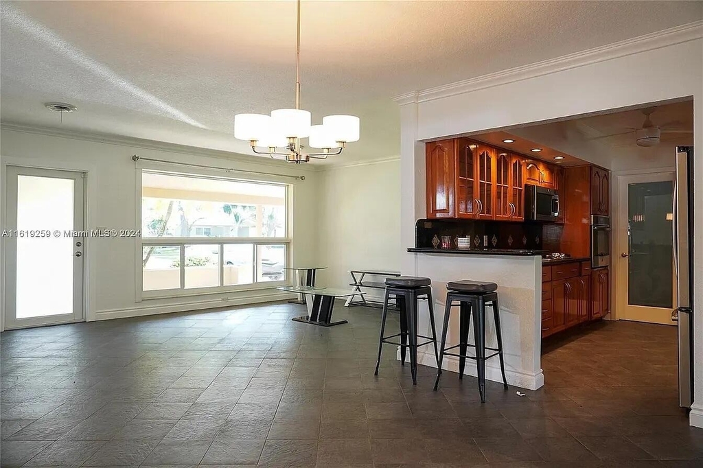 4205 Mckinley Street - Photo 6