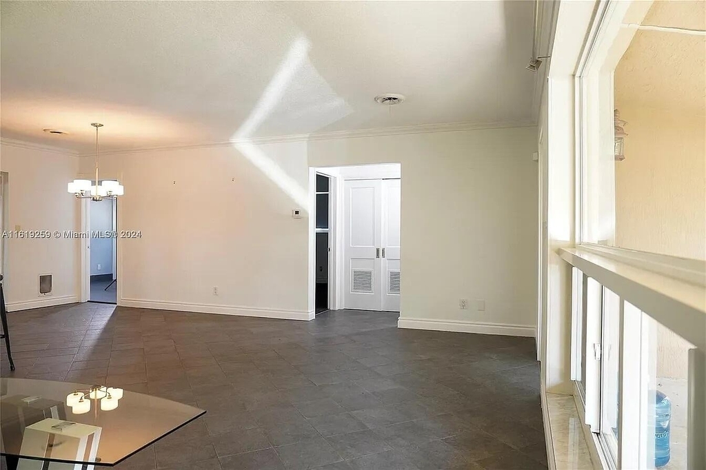 4205 Mckinley Street - Photo 4
