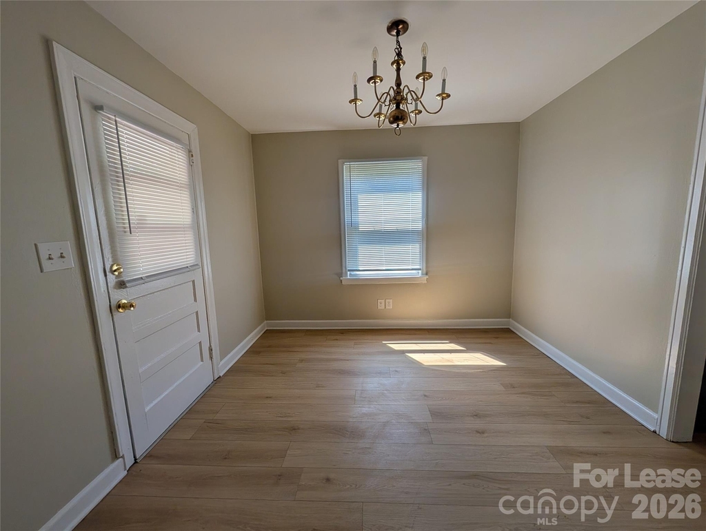 831 S Dalton Street - Photo 4